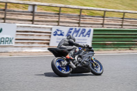 enduro-digital-images;event-digital-images;eventdigitalimages;mallory-park;mallory-park-photographs;mallory-park-trackday;mallory-park-trackday-photographs;no-limits-trackdays;peter-wileman-photography;racing-digital-images;trackday-digital-images;trackday-photos